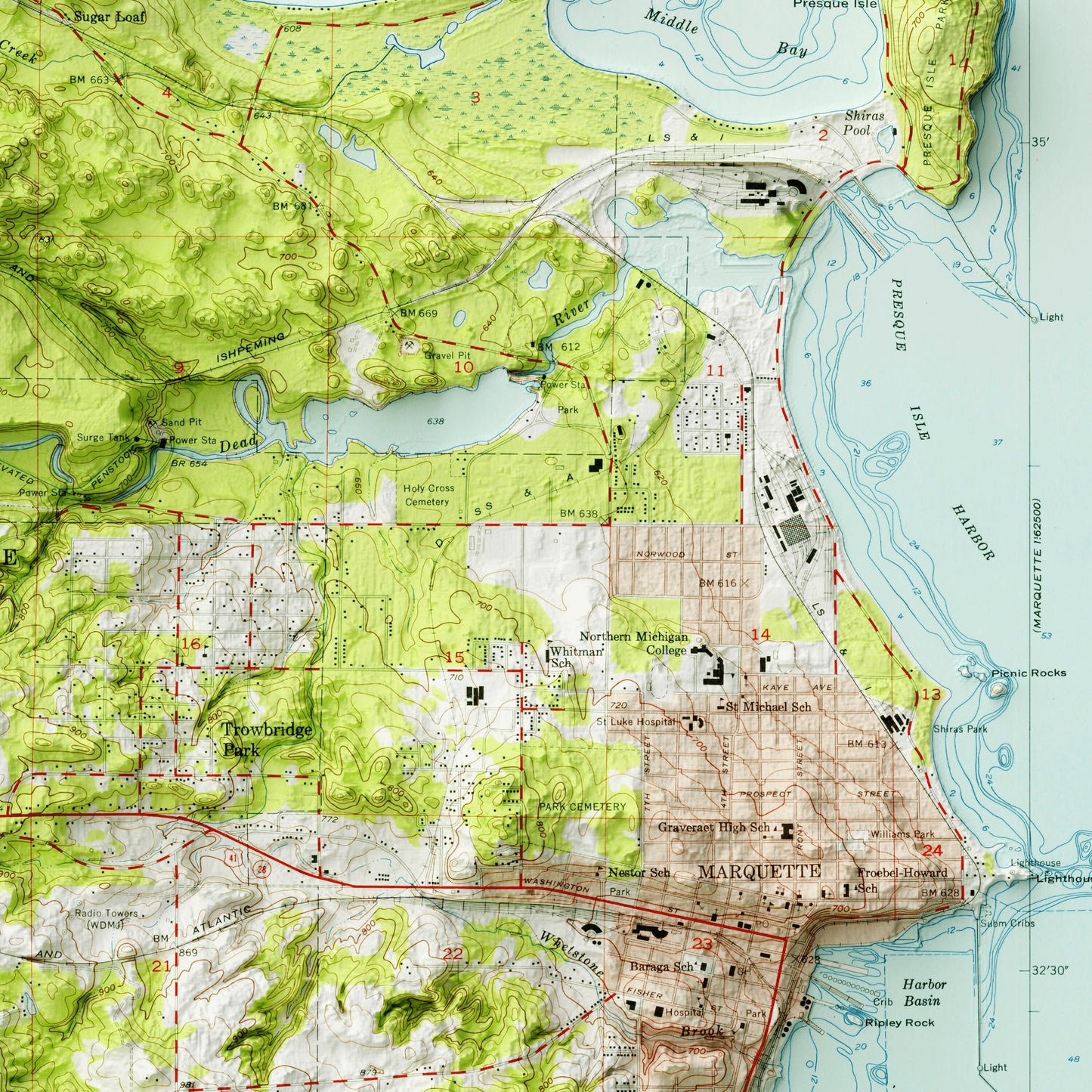 Marquette, Michigan - Shaded Relief Map (1954)