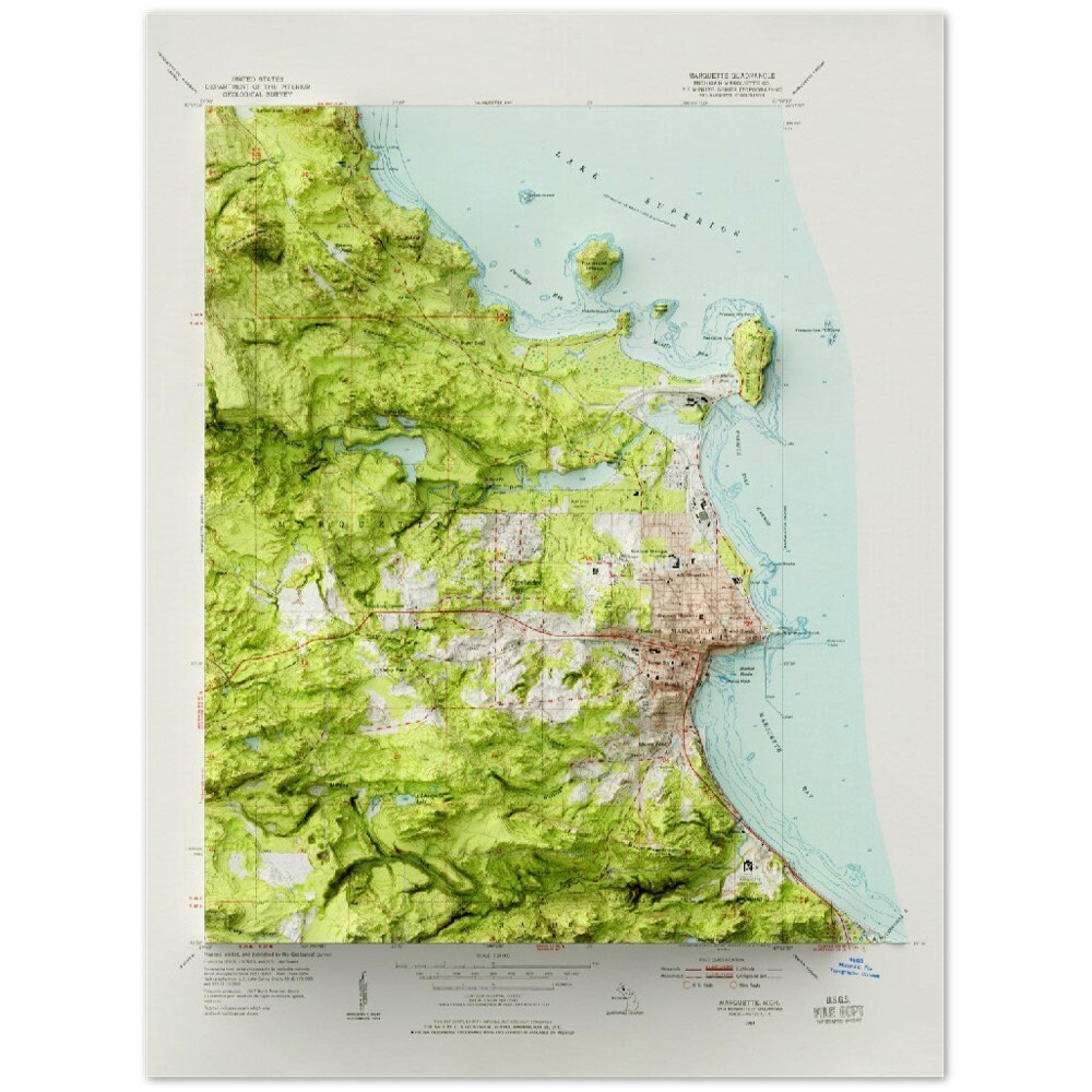 Marquette, Michigan - Shaded Relief Map (1954)